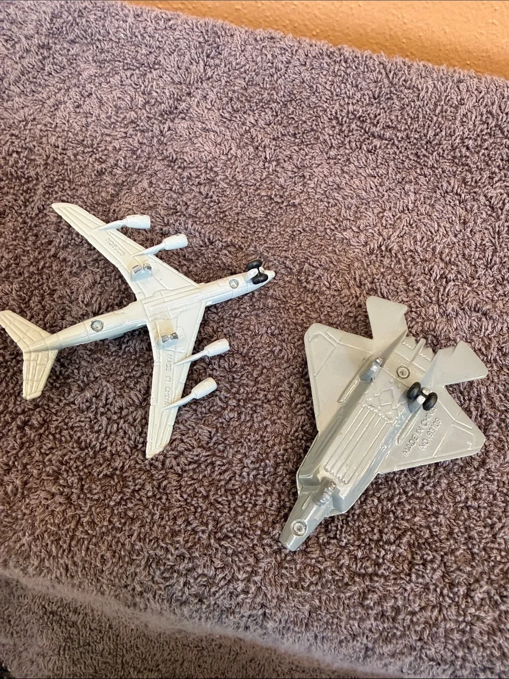 Planes assorted blue